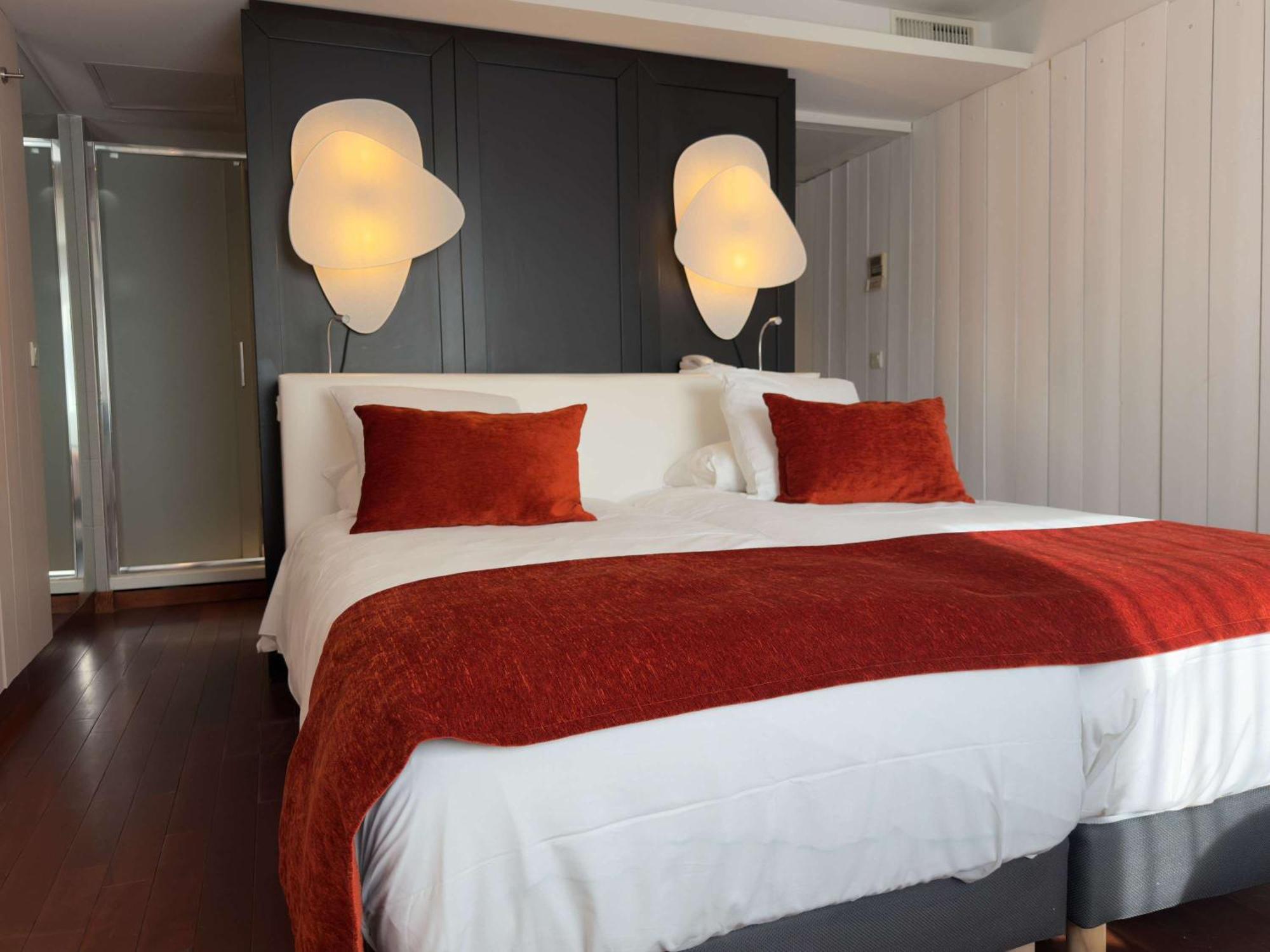 Mercure La Presidence Hotel 4*
